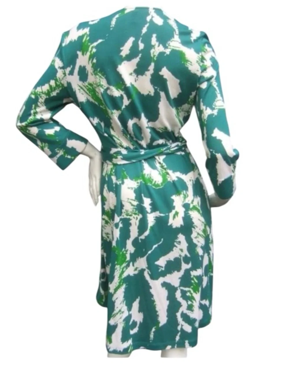 Diane Von Furstenberg DVF Julian Silk Jersey Wrap Dress Green White Print $628 - Picture 4 of 10